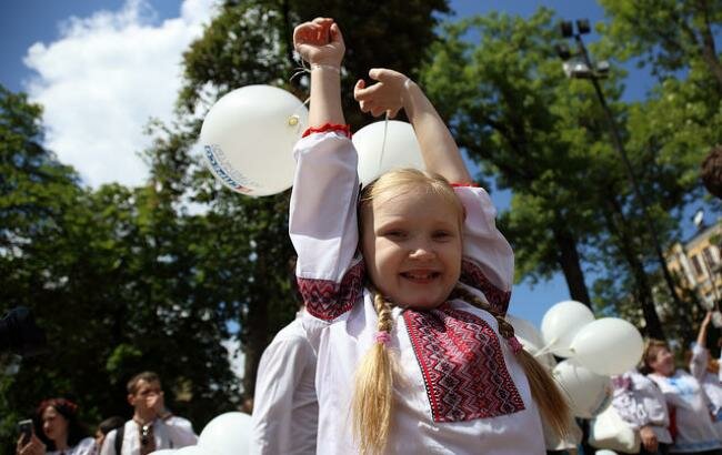 У мережі розповіли, скільки дітей вивчали українську мову в Криму